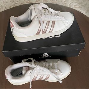 Adidas advantage cloudfoam original sneakers